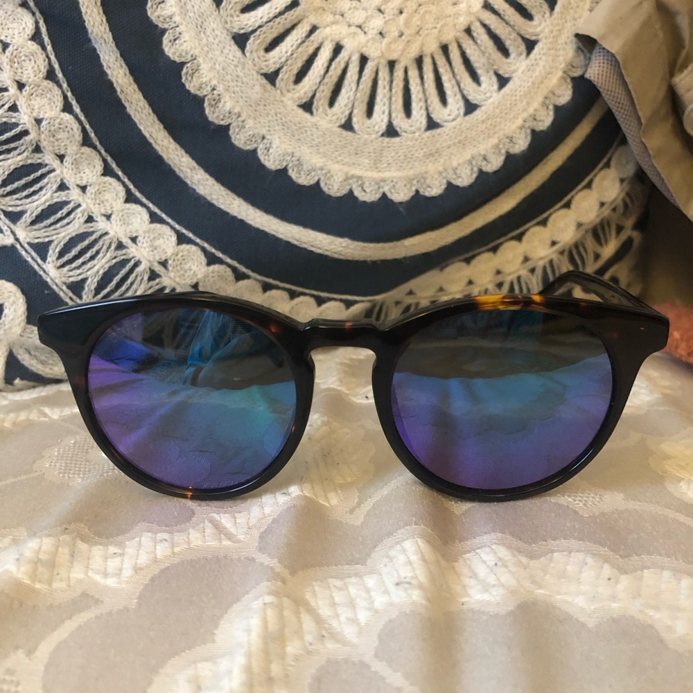 DIFF Round Charlie Sunglasses
